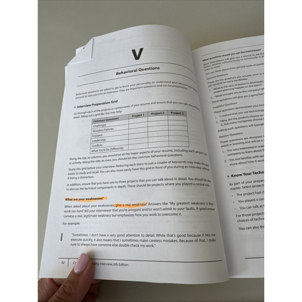 Cracking the Coding Interview : 189 Programming Questions and Solutions - Picture 9 of 9